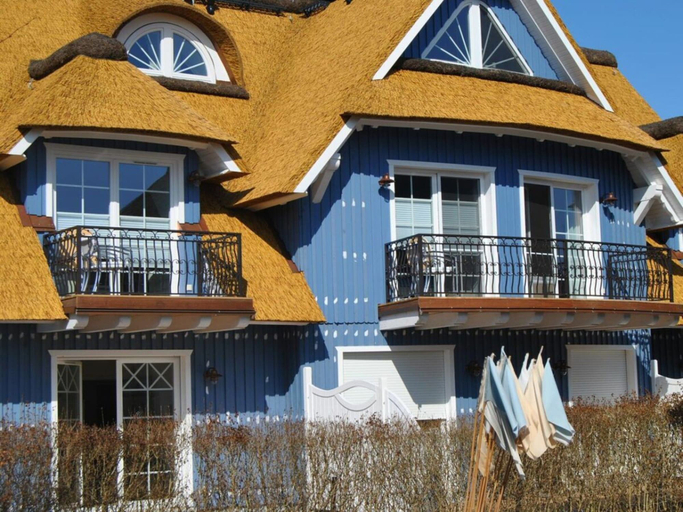 Exterior, Evening - Apartment 4, Vorpommern-Rügen