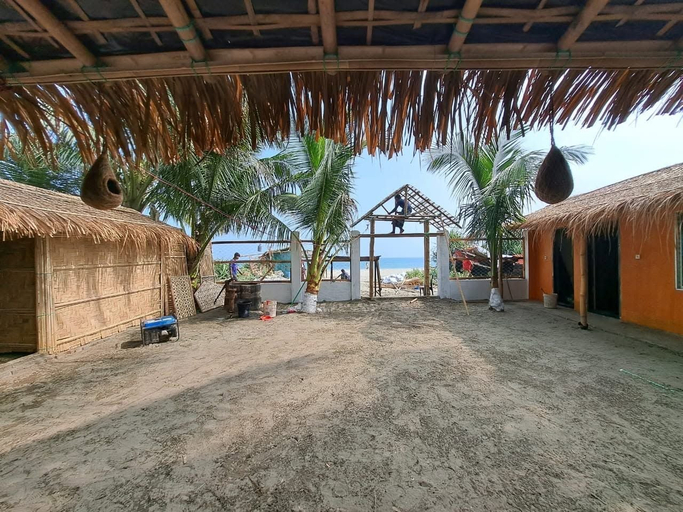 Terrace/patio 2, Bali Beach Resort Saint Martin, Maungtaw