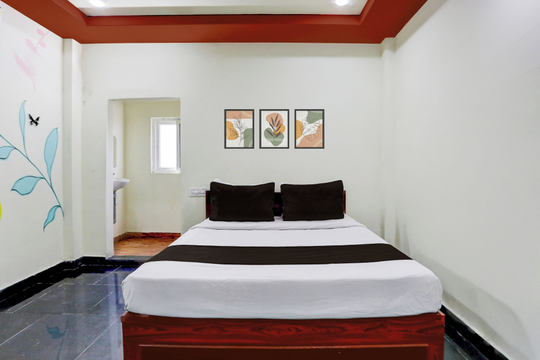 Room 2, Hotel O Chirala Beach View, Prakasam