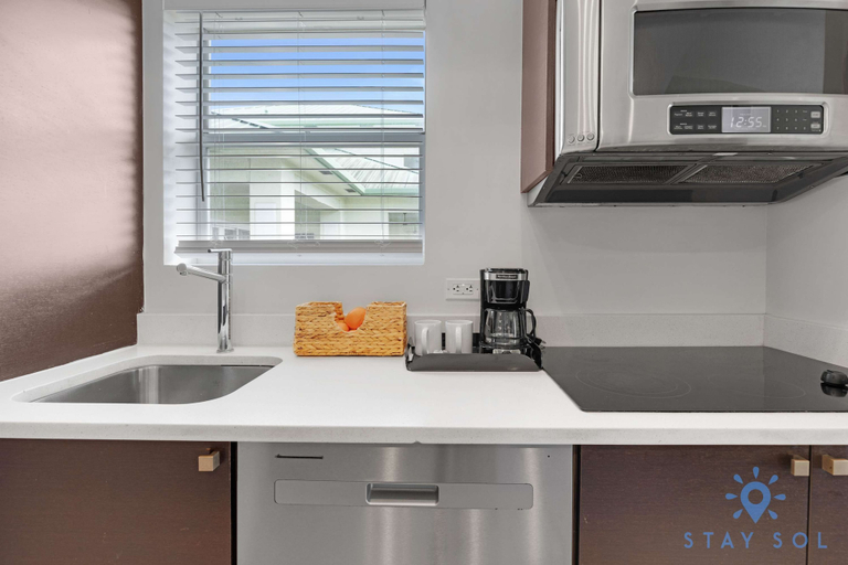 Room 4, Stylish Apartment 1BR - 2bth, Miami-Dade