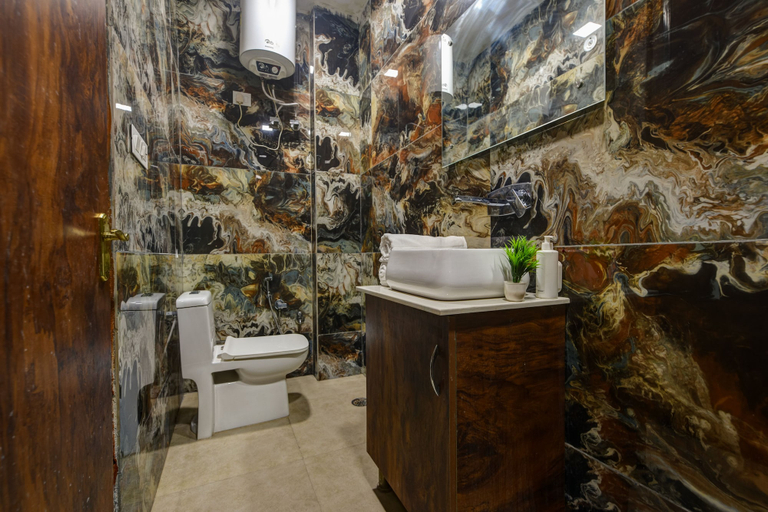 Bathroom, Hotel Royal Harmony, Faridabad