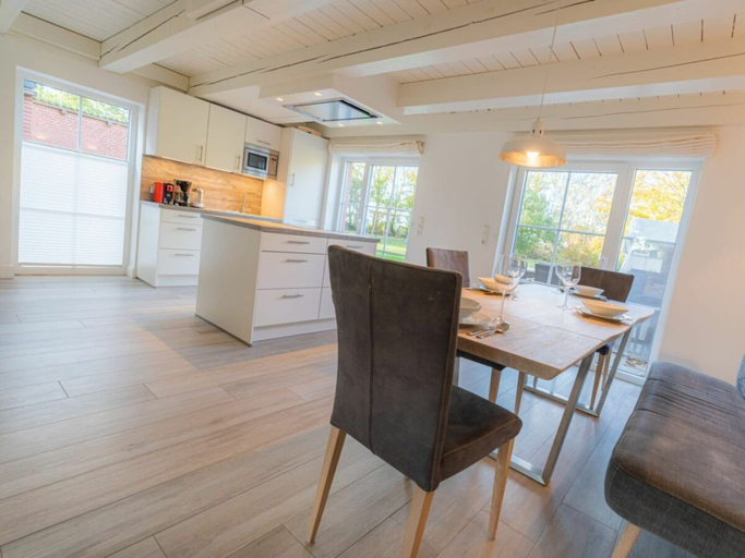 Dining, Dat Lutte Huus, Nordfriesland