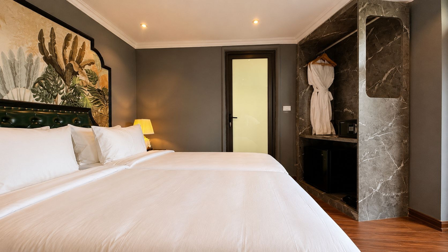 Room 5, Premium Madelis Hotel, Hoàn Kiếm