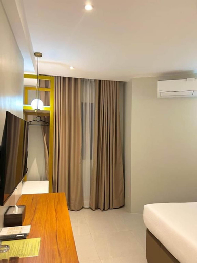 Room 2, Olive's Suites, Kalibo