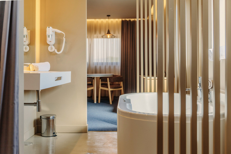 Bathroom 5, Axis Ofir Beach Resort Hotel, Esposende