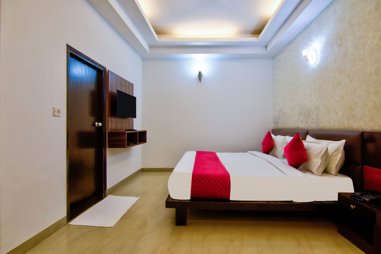 Room 5, JADSTAR RESIDENCY, Delhi