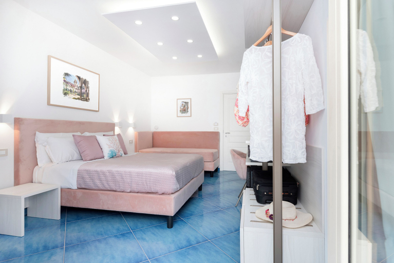 Room 3, Cornelia Rooms, Napoli