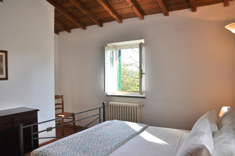 Room 5, Montecasciano Margherita, Viterbo