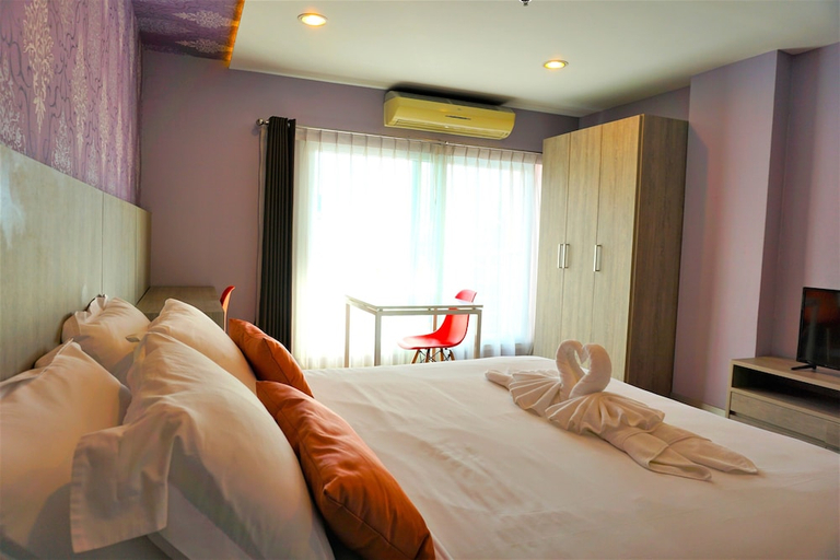 Bedroom 3, Nest n Rest Hotel, Bung Kum