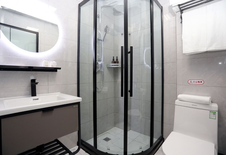 Bathroom 3, Shell Hotel Rizhao Wanpingkou Lighthouse Scenic Area 2nd Haibin Road, Rizhao