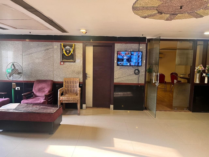 Lobby 5, Hotel golden way, Krishna