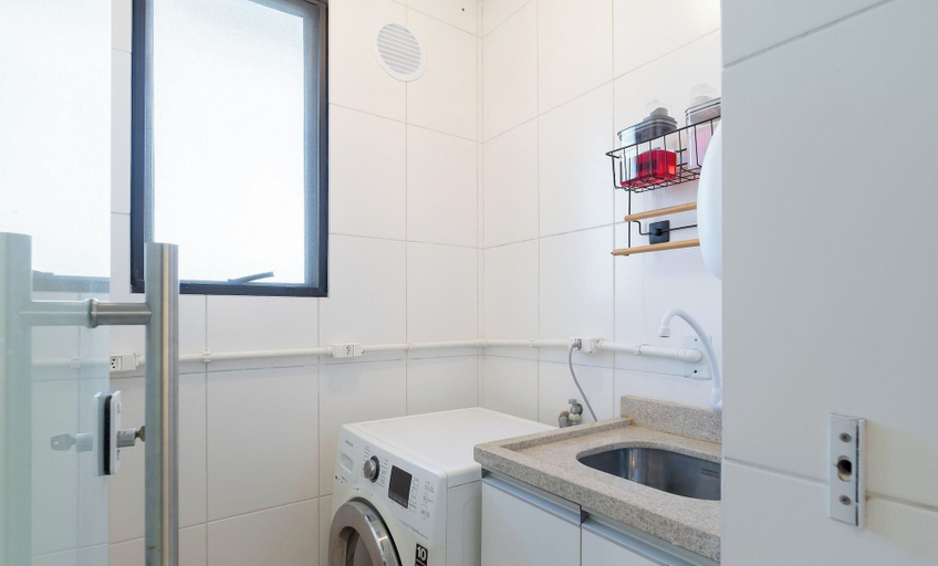 Bathroom 5, Apt w/ Gourmet Balcony 300m From Beach Cms0202, Florianopolis