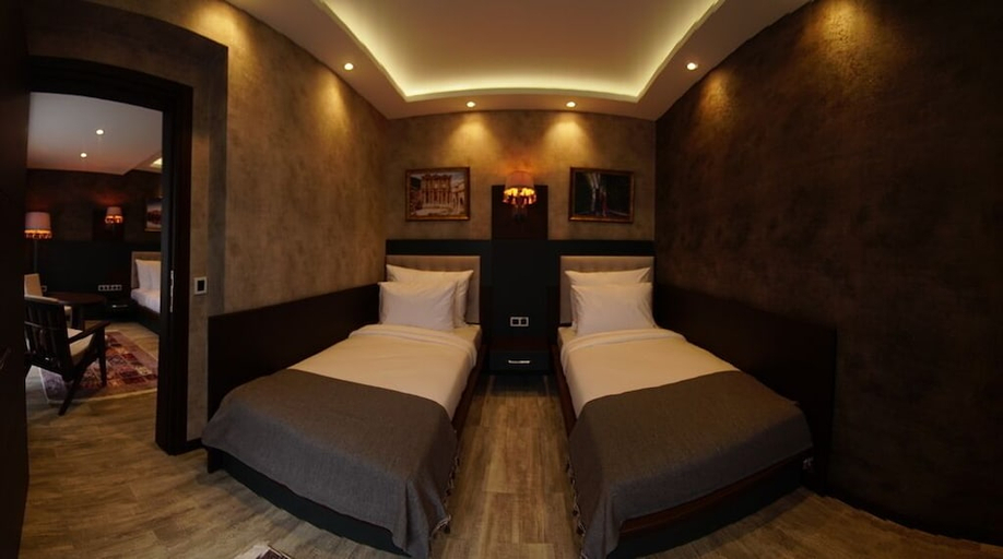Bedroom 3, Kahra Otel, Suluova