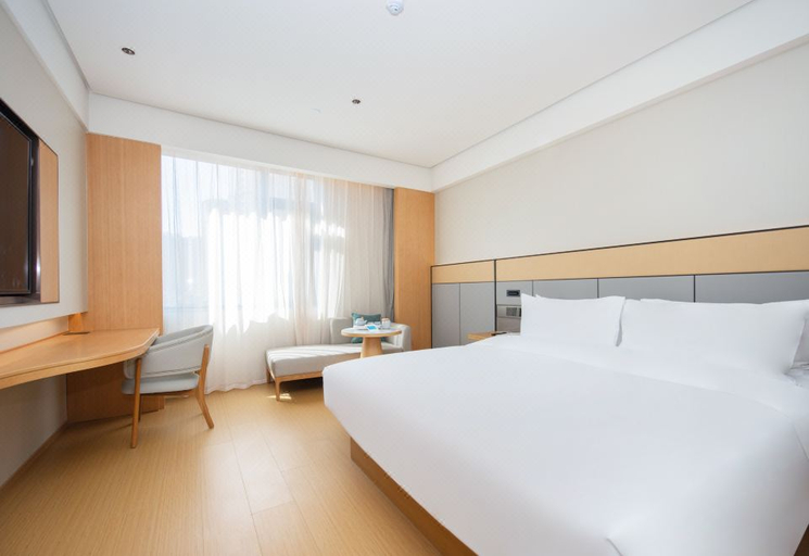 Bedroom 2, Ji Hotel Qingdao Xinduxin Changsha Road, Qingdao