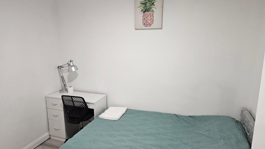 Room 3, New Horizon Lodge, Wigan