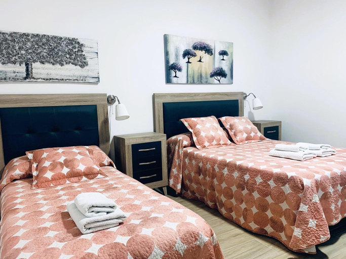 Room 4, Cave Apartment With Terrace, Las Palmas