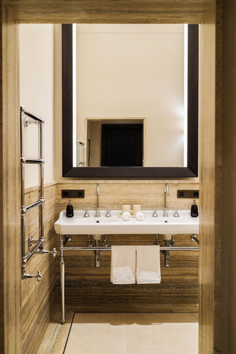 Bathroom 5, La Réserve Firenze, Florence