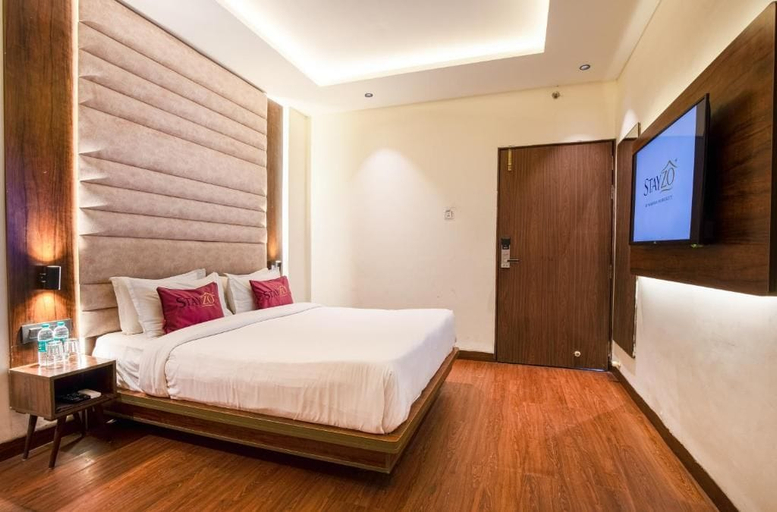 Room 5, Stayzo Scheme 114 Vijay Nagar, Indore