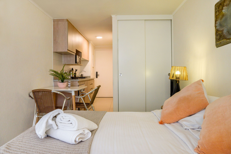 Room 3, Santa Rosa Apartments by Andes with Parking, Santiago
