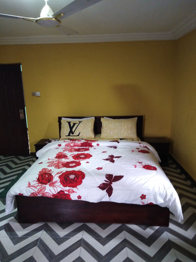 Room 4, Mavis Avenue hotel, Tema