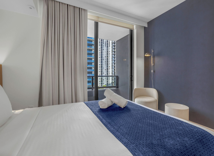 Room 2, Stylish DTW Studio Near Bayside - Pool, Miami-Dade
