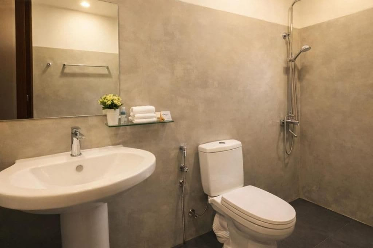 Bathroom, Villa Siriseth Gregory Lake Nuwaraeliya, Nuwara Eliya