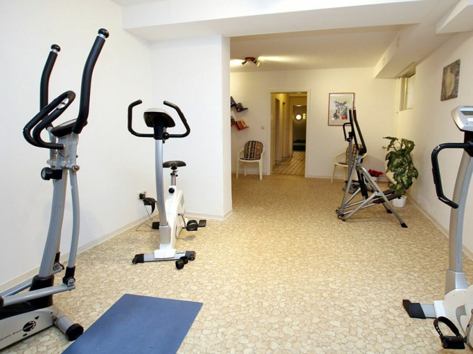 Fitness facility, 8, Dorpstraat 9, Nordfriesland