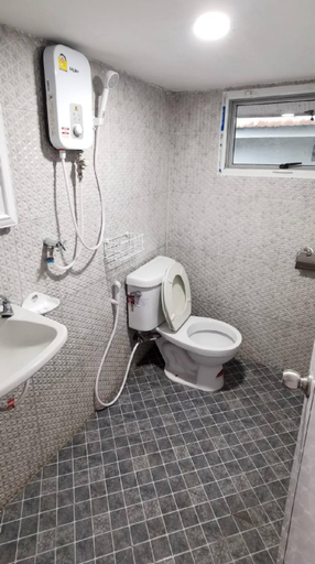 Bathroom, Riverkwai Cottage, Muang Kanchanaburi