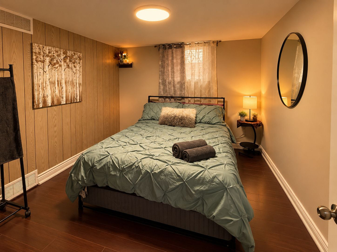 Room 3, Bungalow Rental in Cambridge Comfort and Convenience Await, Waterloo
