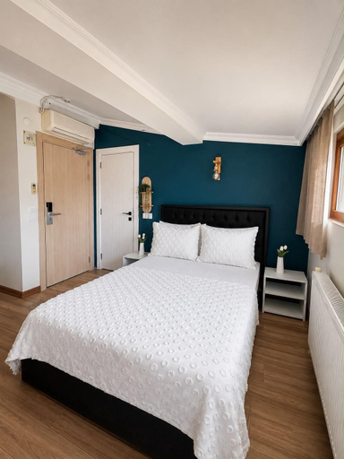 Bedroom 2, Blue Sea Hotel, Gebze