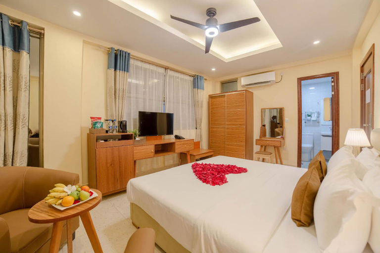 Bedroom 2, Amber Beach Hotel at Hulhumale, Malé