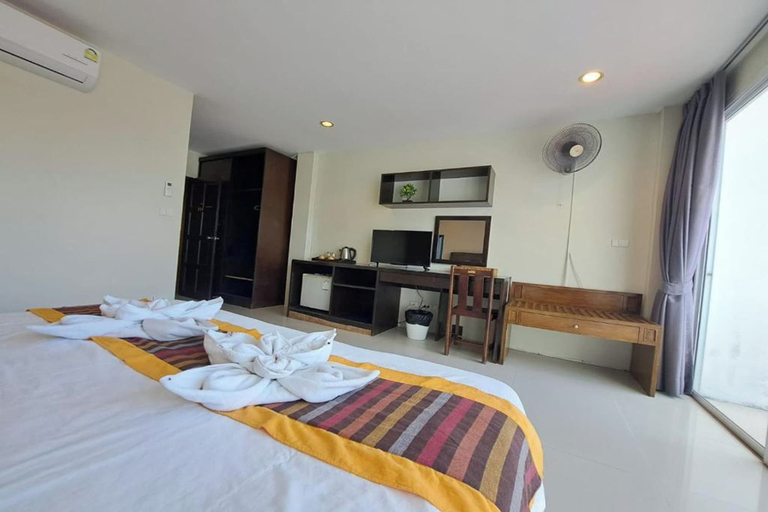 Room 2, Baan Oui Guest House, Phuket Island