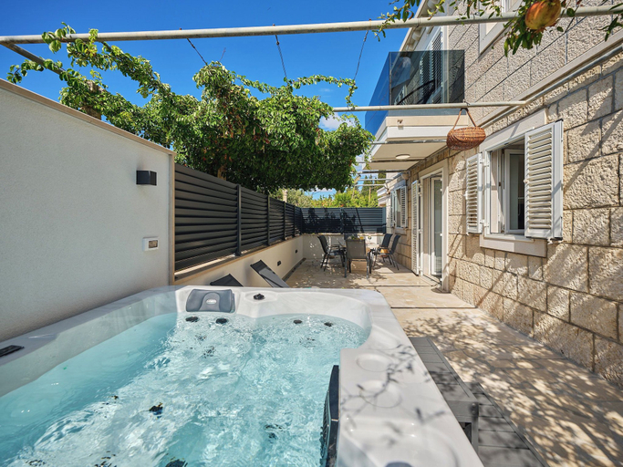 Sport & Beauty 5, Hedera Estate, House Hedera VI, Dubrovnik