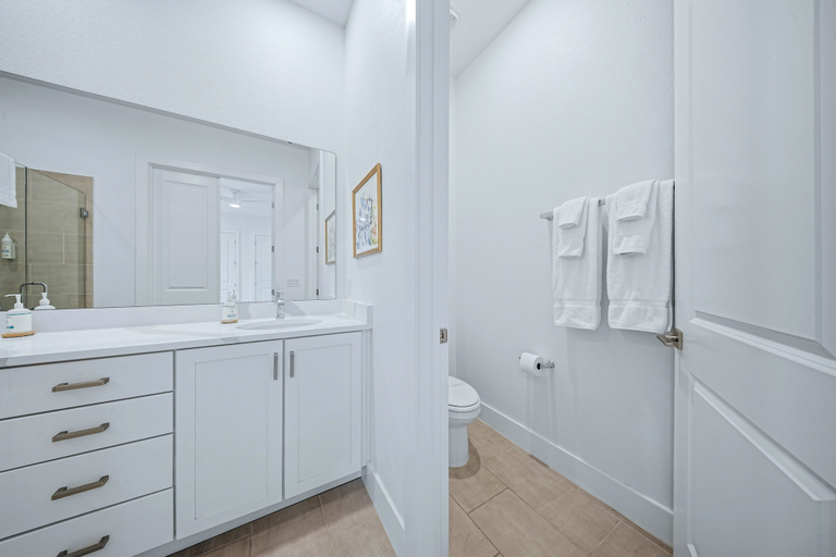 Bathroom 4, Glamorous Getaway With Themed Bedrooms at Reunion, Osceola