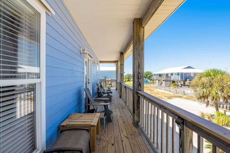 View from room 5, Family Friendly Home With Private Pool and Dock on the Bay, Baldwin