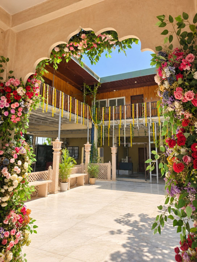 Terrace/patio 2, Saket Dham, Mathura