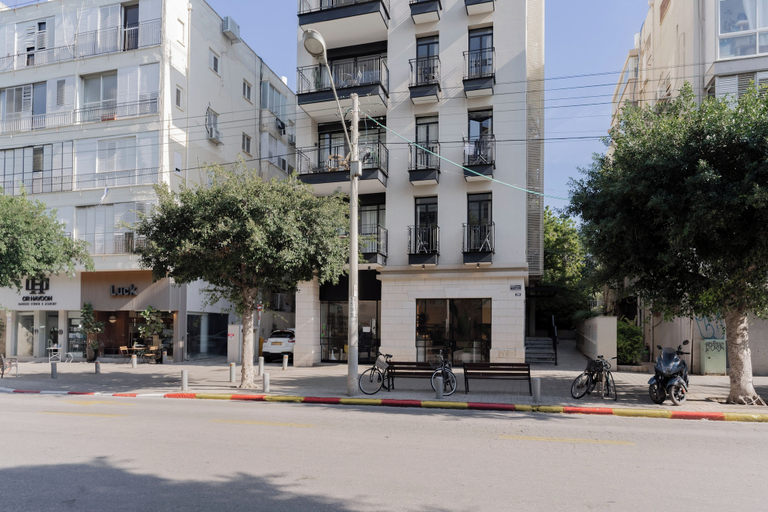 Primary image, Blueground at Old North, New Building, Balcony