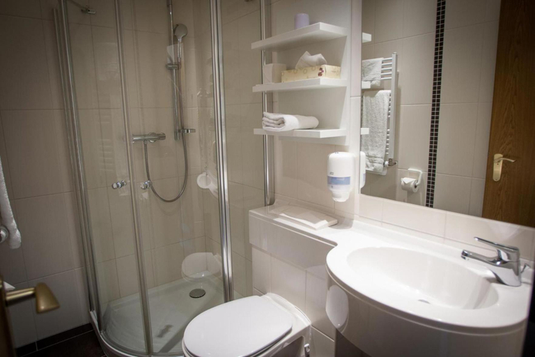 Bathroom, Ruser's Hotel, Plön