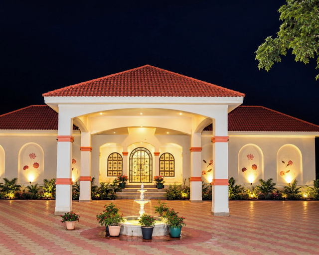 Exterior 3, Kesar Bagh, Pali