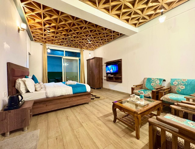 Room 4, Mid Hills, Solan