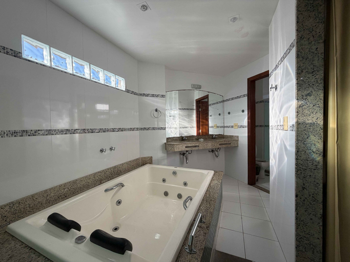 Bathroom 4, Joalpa Hotel Cabo Frio, Cabo Frio