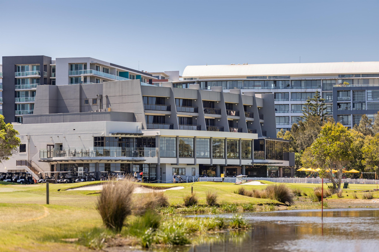 Exterior & Views 1, Best Western Plus Wollongong Golf Club, Wollongong - Inner