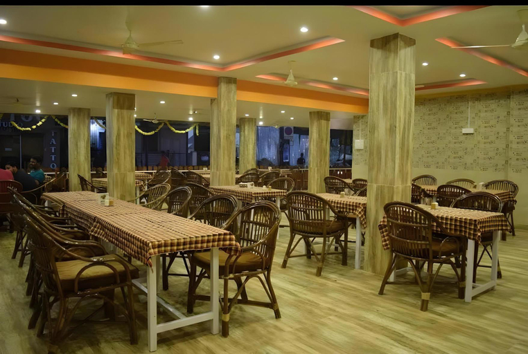 Food & Drinks 4, sai residency baga, North Goa