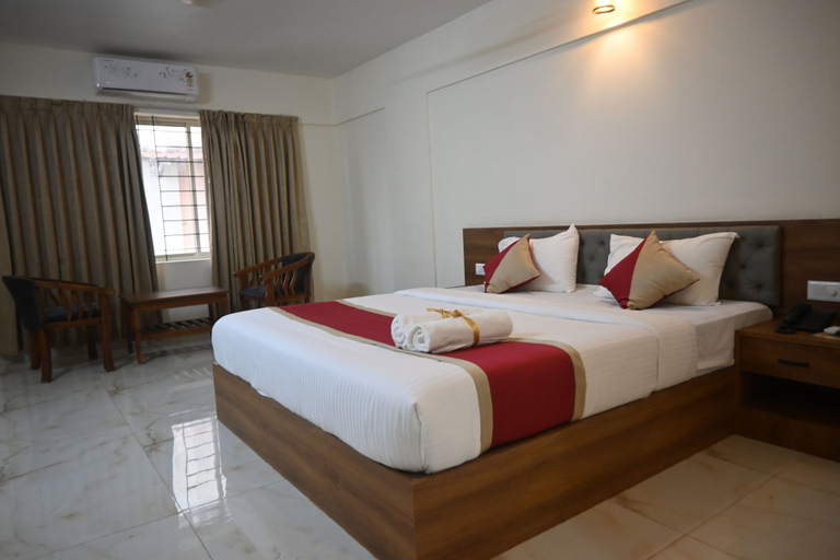 Room 5, Reunion D Square Hotels & Resorts, Udupi