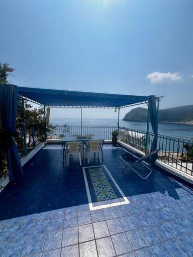 Outdoor dining 3, Holiday Home Case Blu, Messina