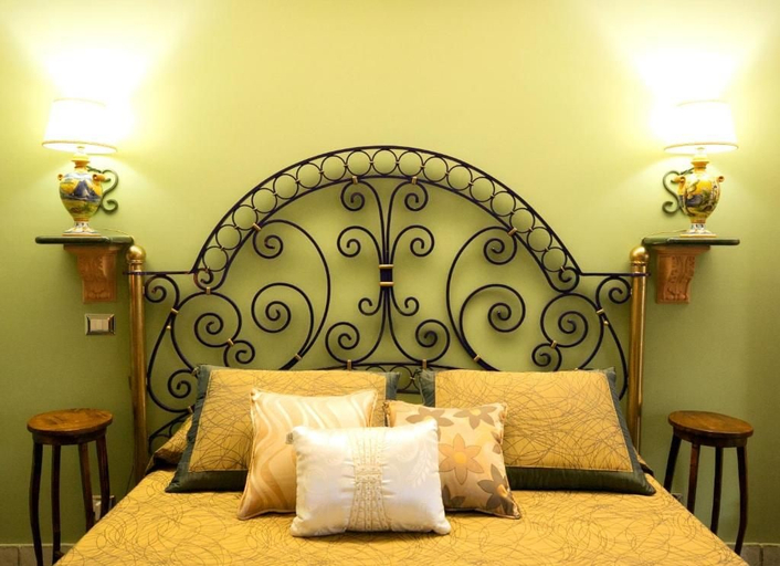 Room 4, Animosa Suite, Catania