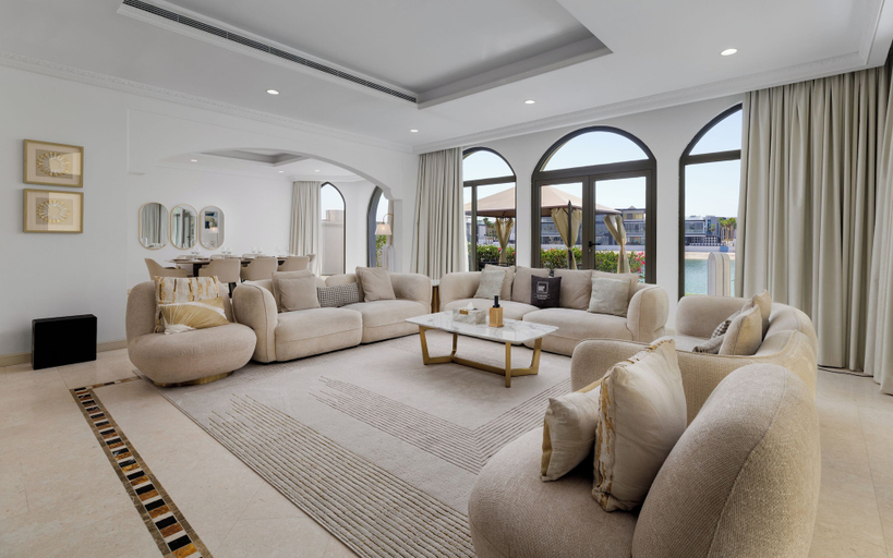 Living area 3, Maison Privee - Classic Beachfront Villa w/ Pool on Palm Jumeirah, Dubai
