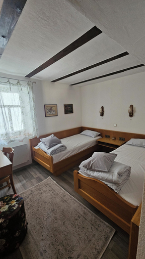 Bedroom 2, Pension Restaurant Brunnenputzer, Main-Tauber-Kreis