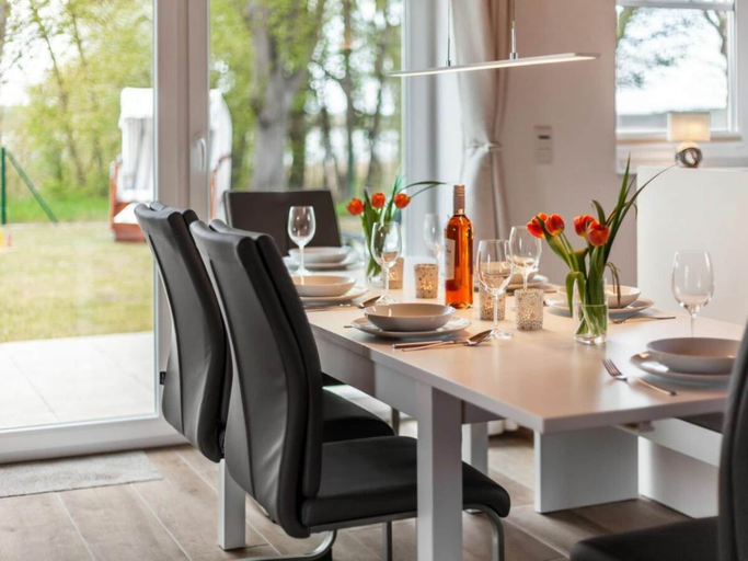 Dining 3, Holiday Home in Warin With Sauna, Nordwestmecklenburg