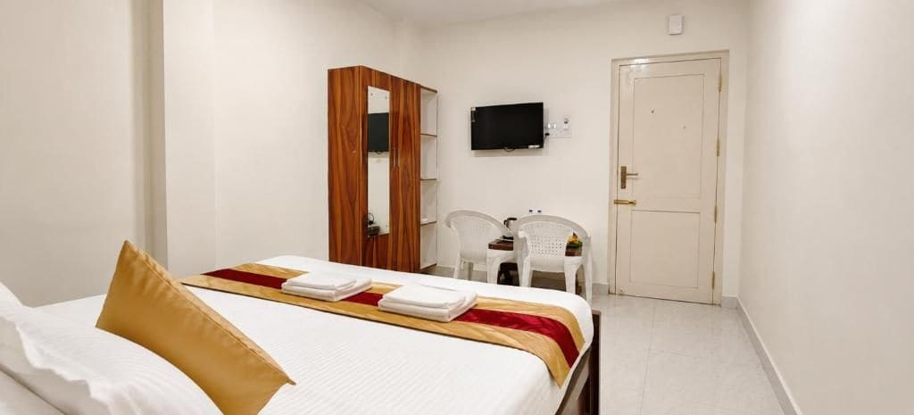 Room 4, Roja Palace, Kancheepuram